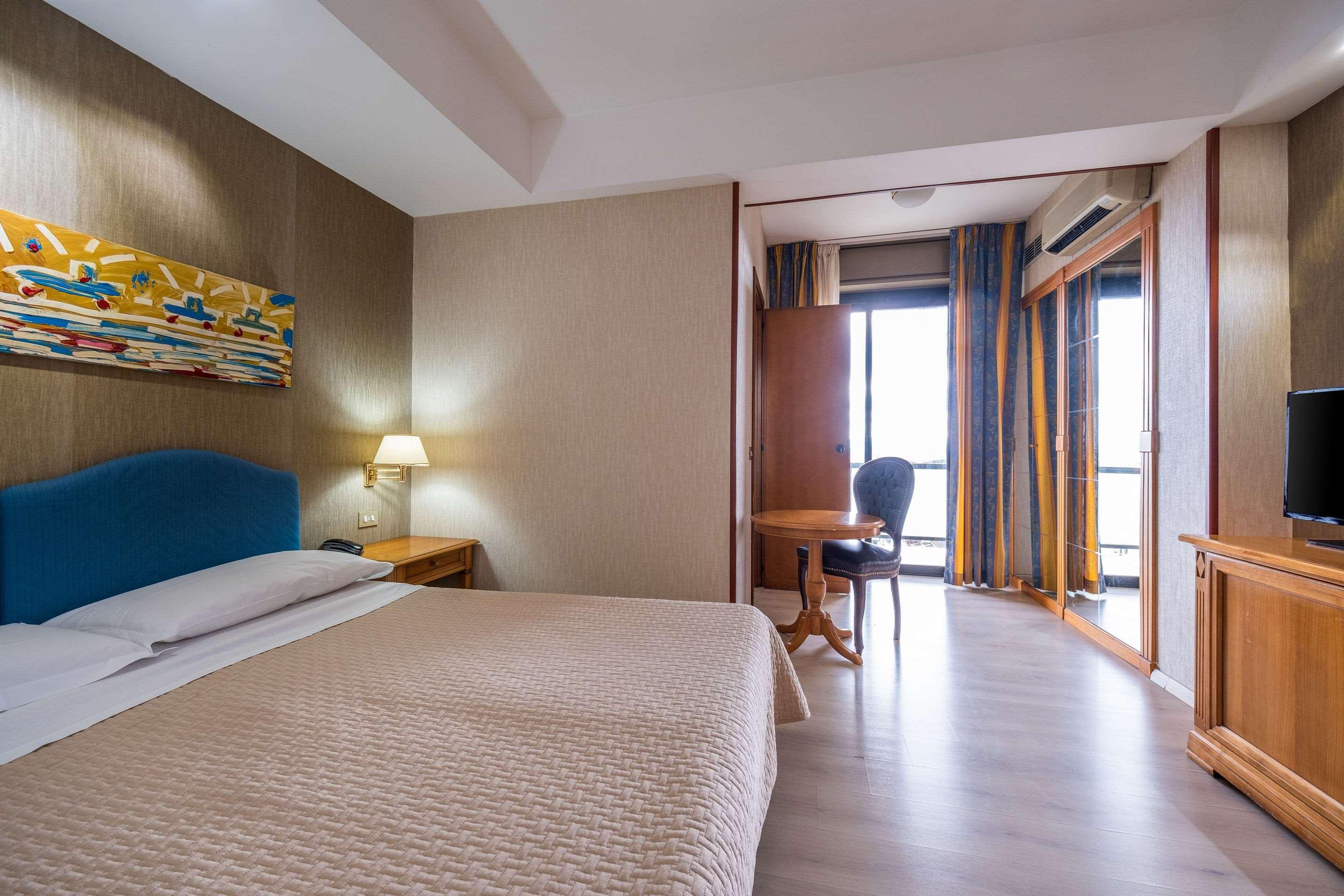 Quality Hotel Rouge Et Noir Roma Ngoại thất bức ảnh