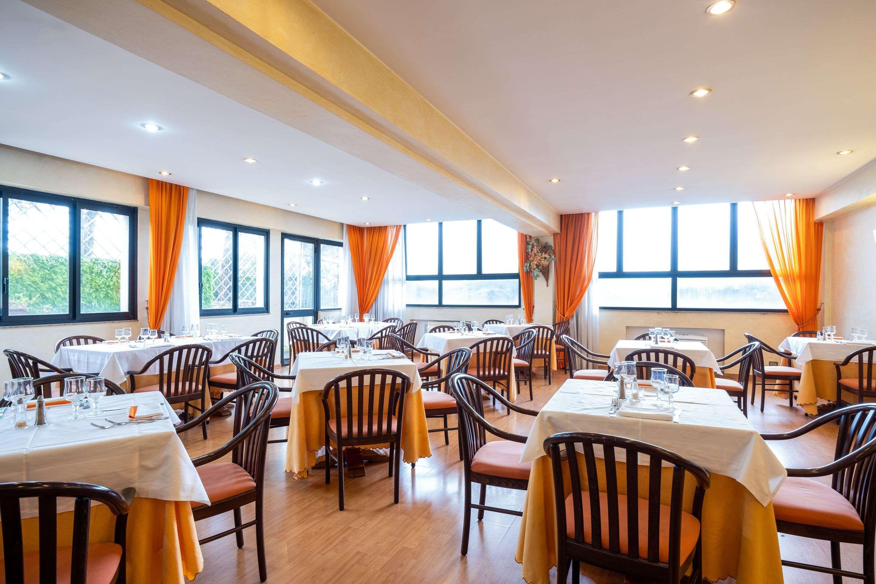 Quality Hotel Rouge Et Noir Roma Ngoại thất bức ảnh
