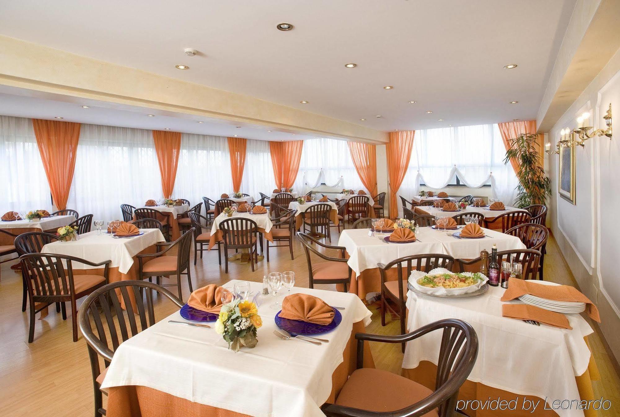 Quality Hotel Rouge Et Noir Roma Nhà hàng bức ảnh