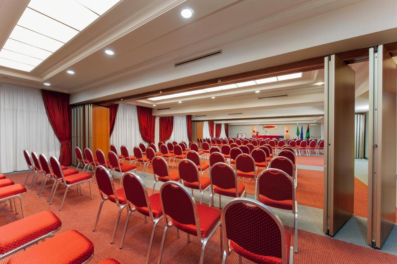 Quality Hotel Rouge Et Noir Roma Ngoại thất bức ảnh