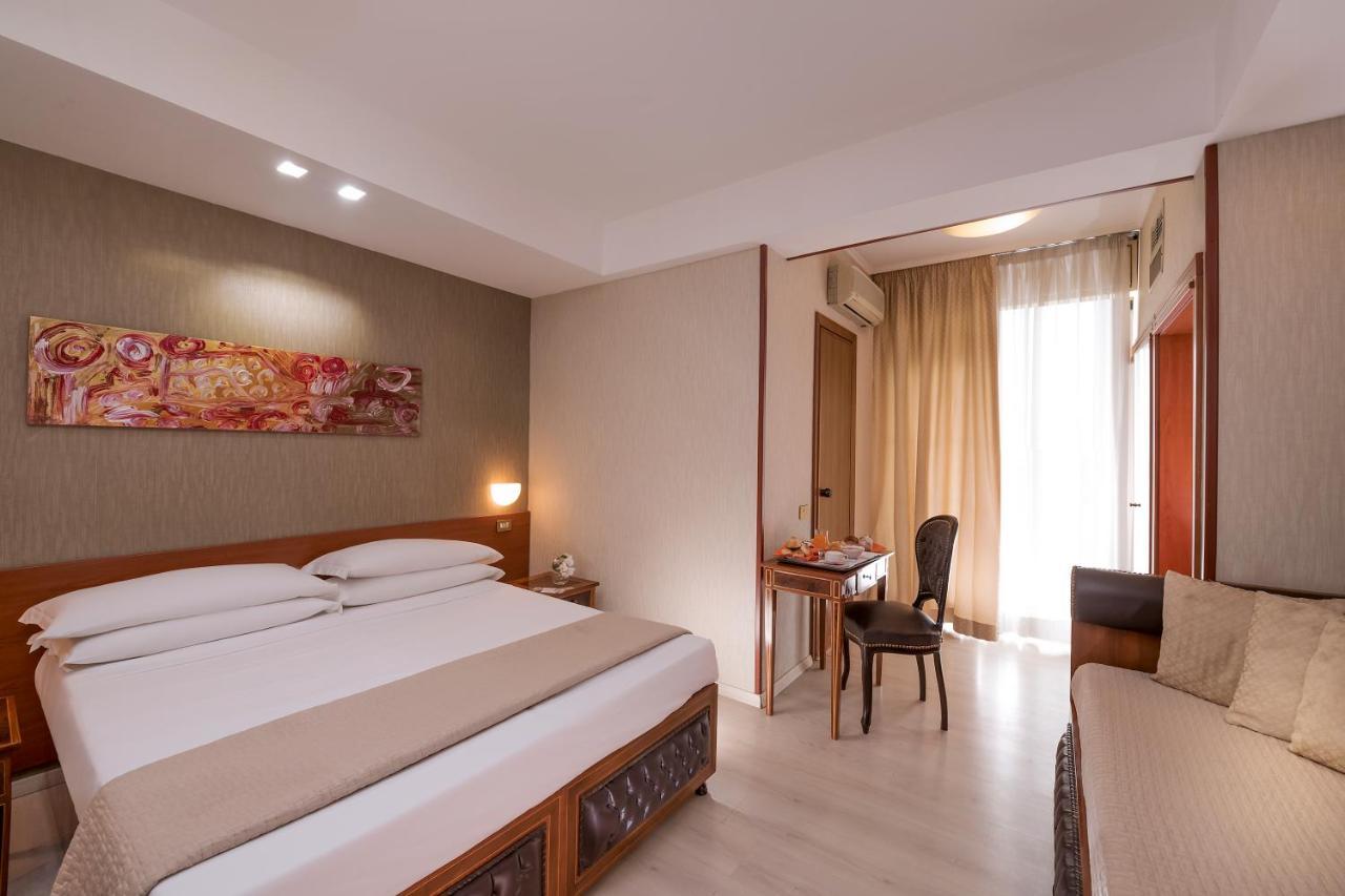Quality Hotel Rouge Et Noir Roma Ngoại thất bức ảnh